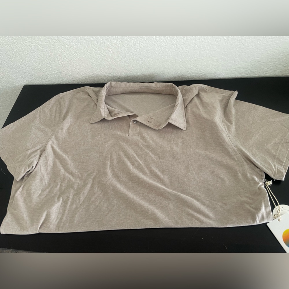 Vuori Mens polo NWT